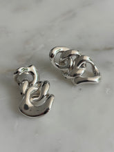 Load image into Gallery viewer, Maxi Curb Link Earrings