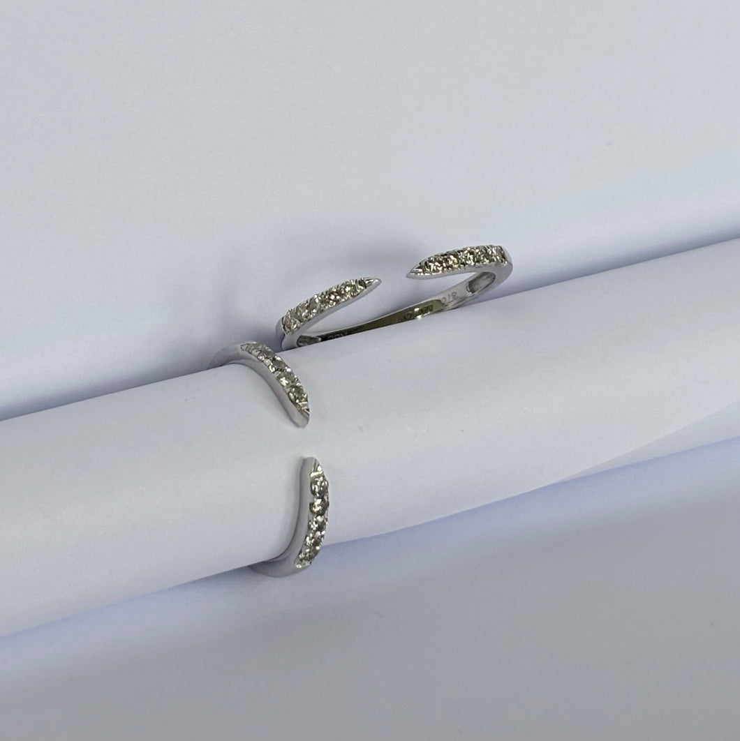 Claw Ring